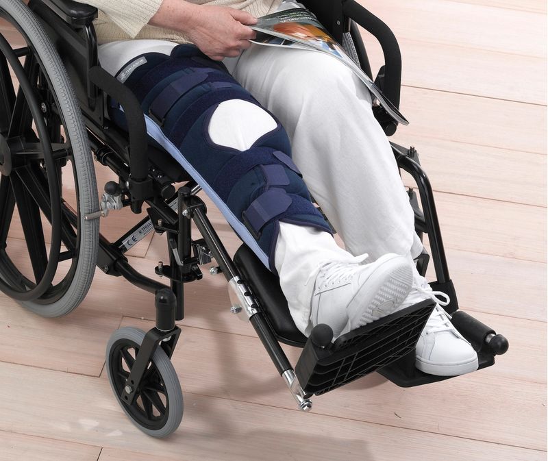 Par-de-patins-elevatorios-para-Cadeiras-de-Rodas-Thuasne