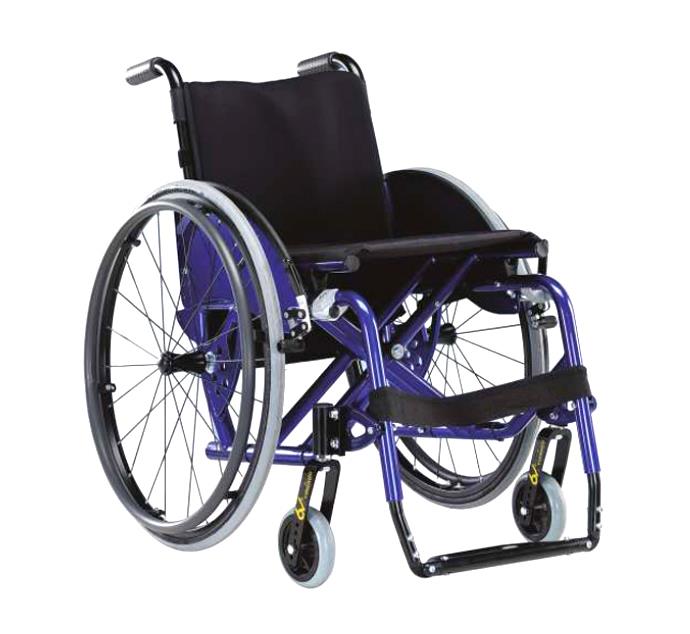 Cadeira-de-Rodas-em-Aluminio--Liga-Leve--Activa-Compact