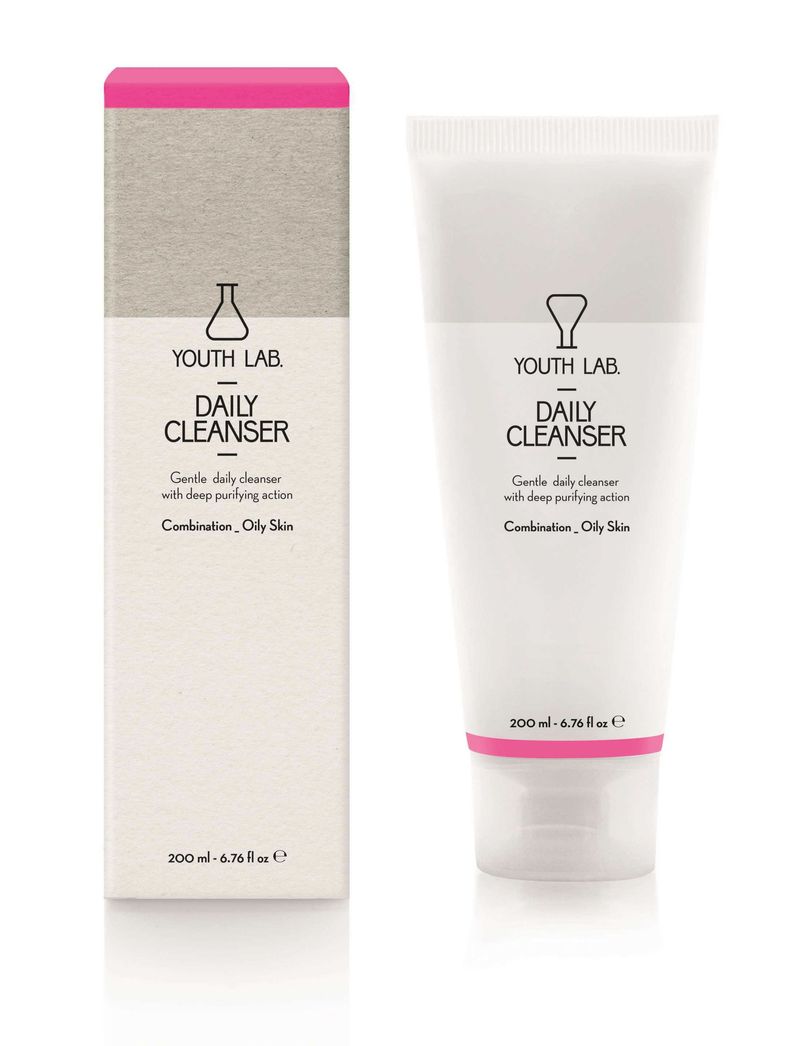 Gel-de-Limpeza-Desmaquilhante-Pele-Mista-e-Oleosa--200ml-