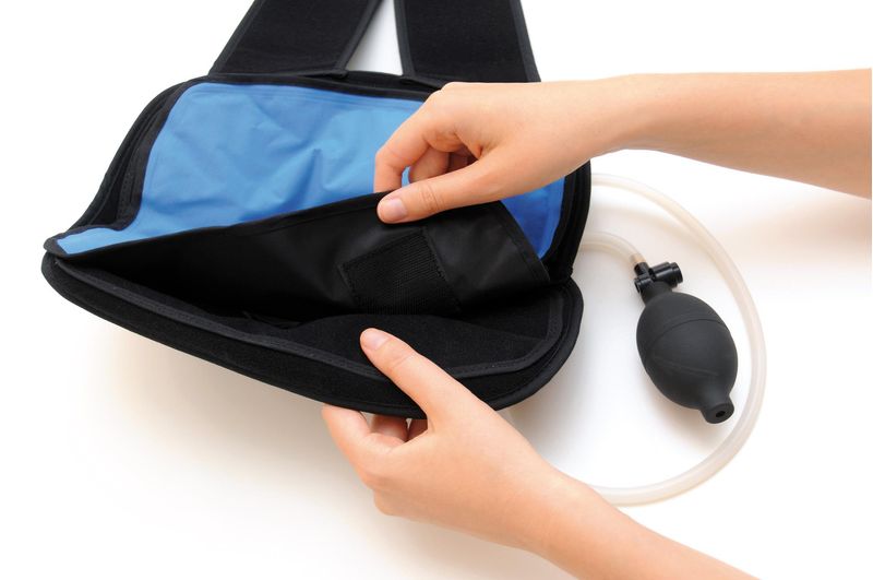 Terapia-de-compressao-a-frio-para-pulso