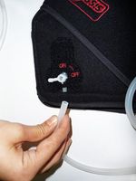 Terapia-de-compressao-a-frio-para-pulso