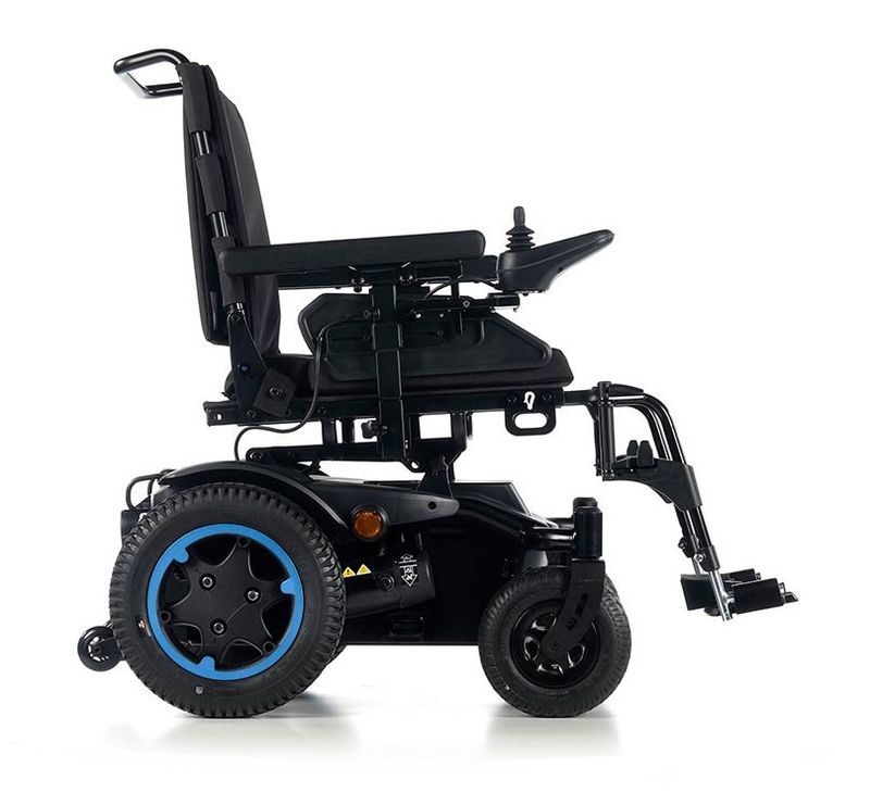 Cadeira-de-Rodas-Eletrica-Q200R