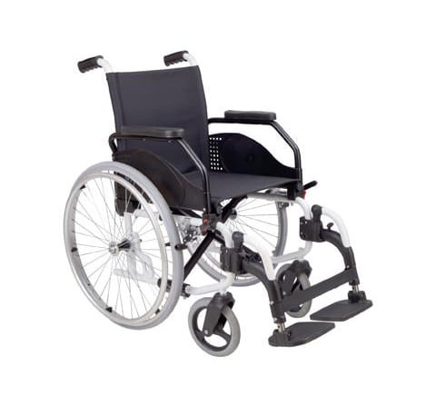 Cadeira-de-Rodas-em-Aluminio-Latina-Compact-