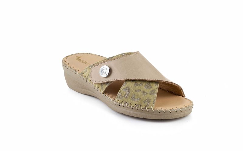 Sandalia-Ortopedica-Manduri-