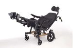 Cadeira-de-Rodas-Invacare-Rea-Clematis-Pro